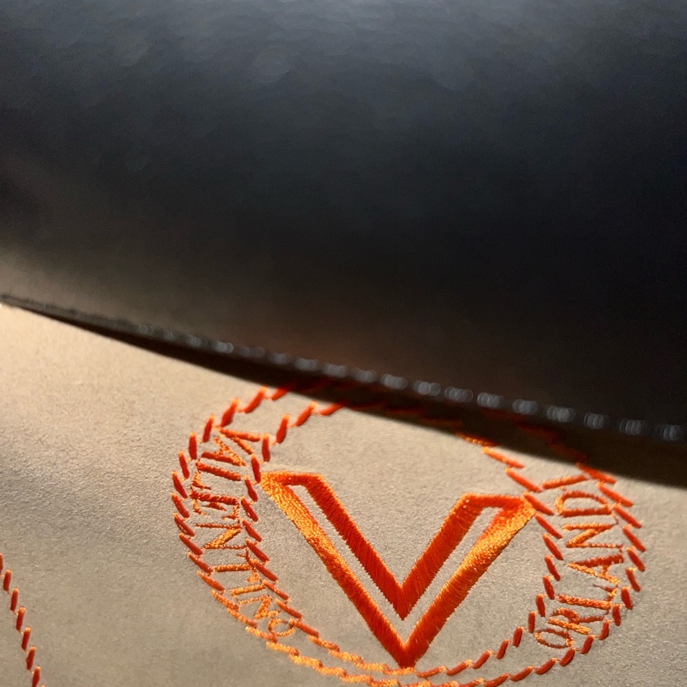 Orlandi Valentino Oversized Black Leather Tote - Picture 7 of 11